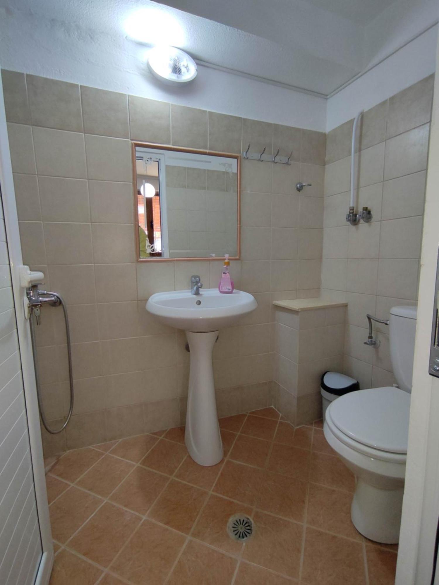 Aris Apartment Sarandë
